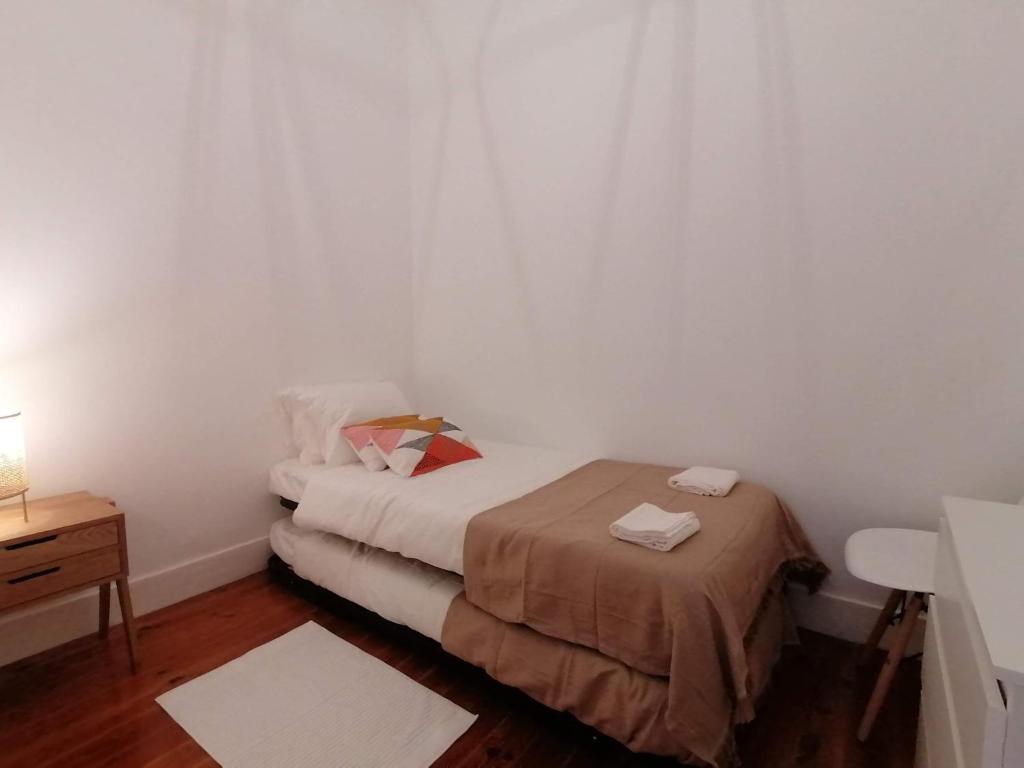 Stunning Apartment near Marquês de Pombal room 4